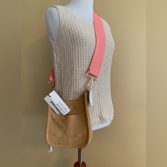 AH.DORNED New York tan/camel crossbody snap close smaller bag NWT - Picture 3 of 12